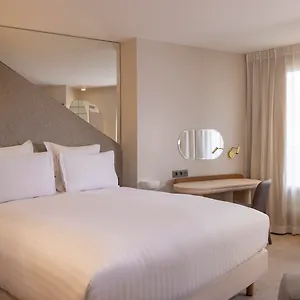 Beige Hotel